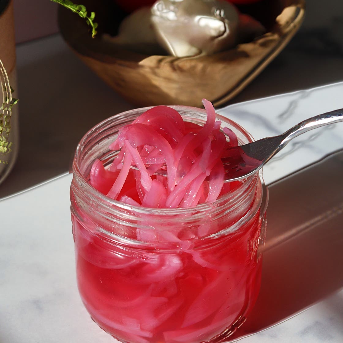 Easy Pickled Red Onion (refined sugar free recipe)