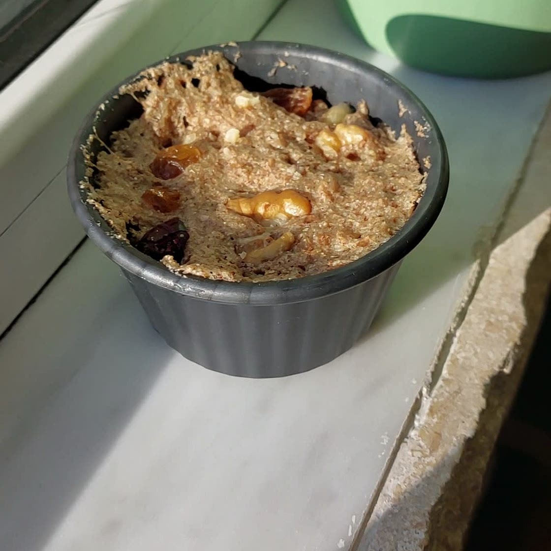 Low calories mug banana bread