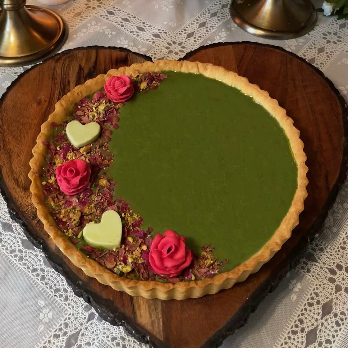 Matcha strawberry tart 