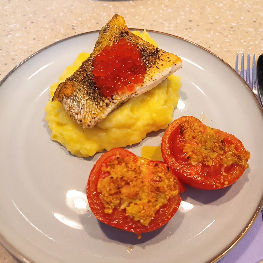 White fish with potatoes