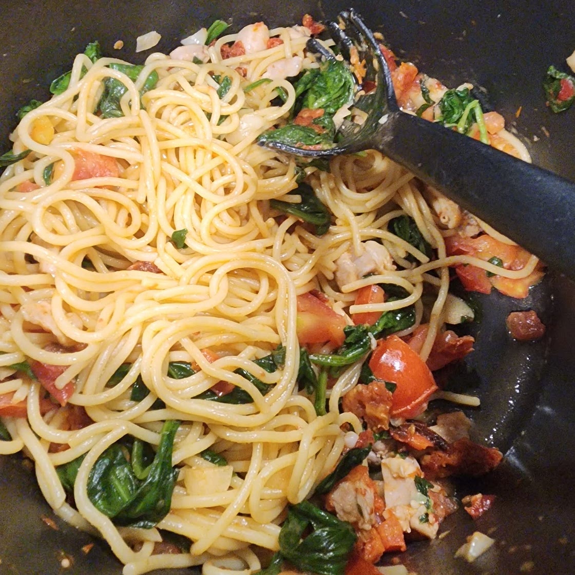 Tomato Spinach Chicken Spaghetti