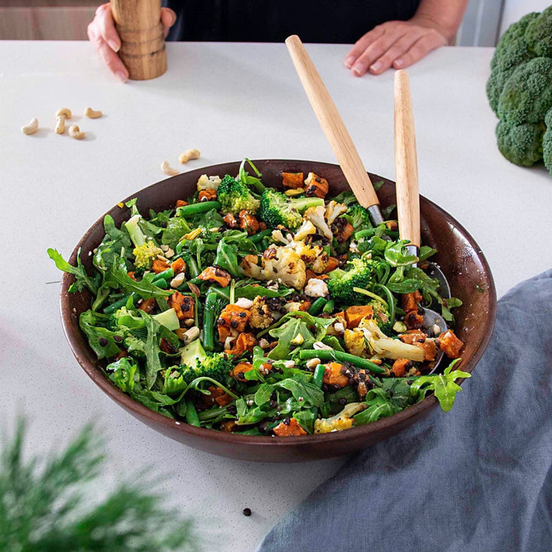 JENNIFER GARNER 'BIG' SALAD