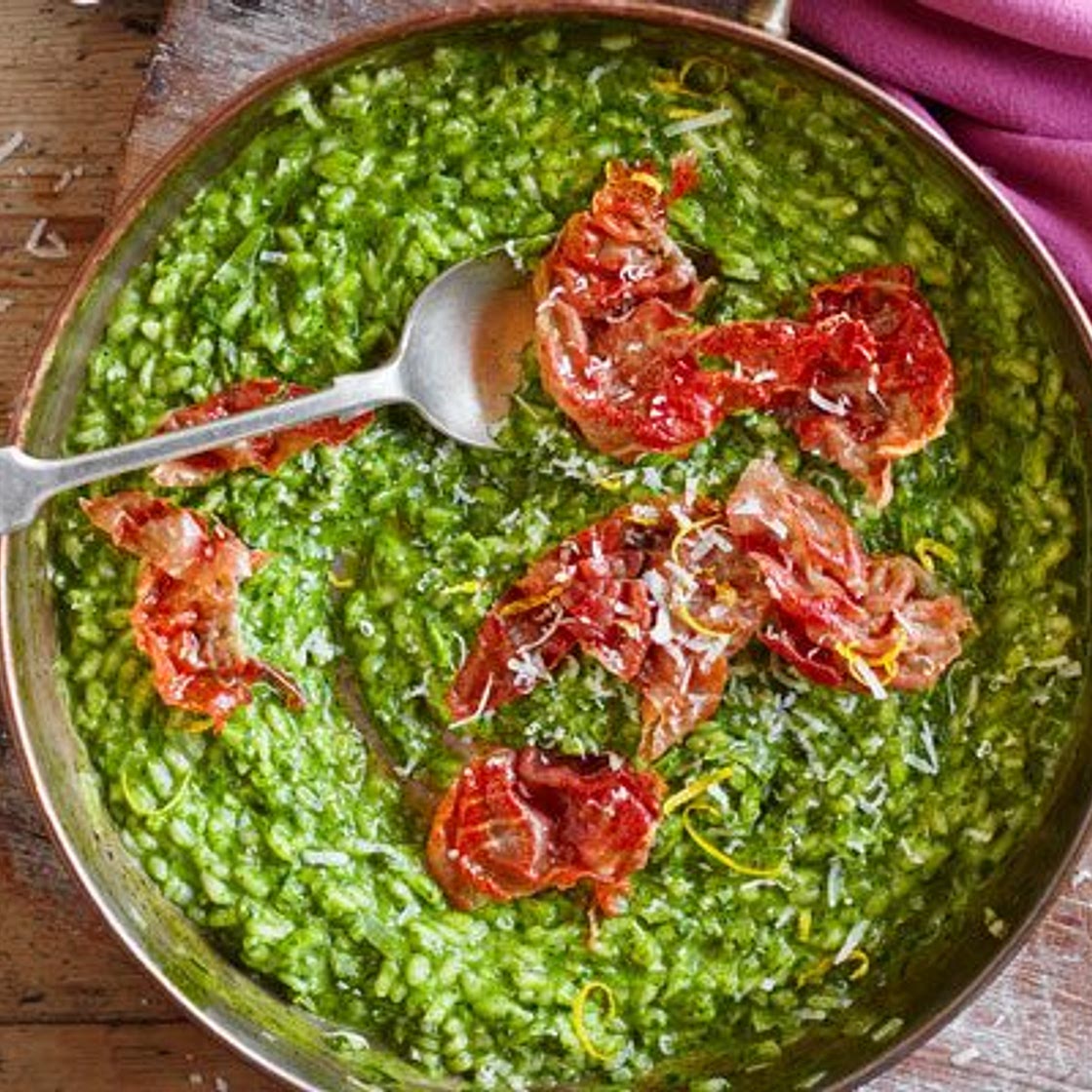 Green spinach & lemon risotto with crispy prosciutto