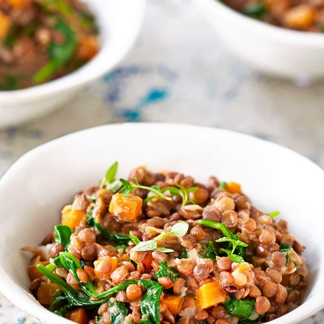 Creamy lentils with spinach and thyme
