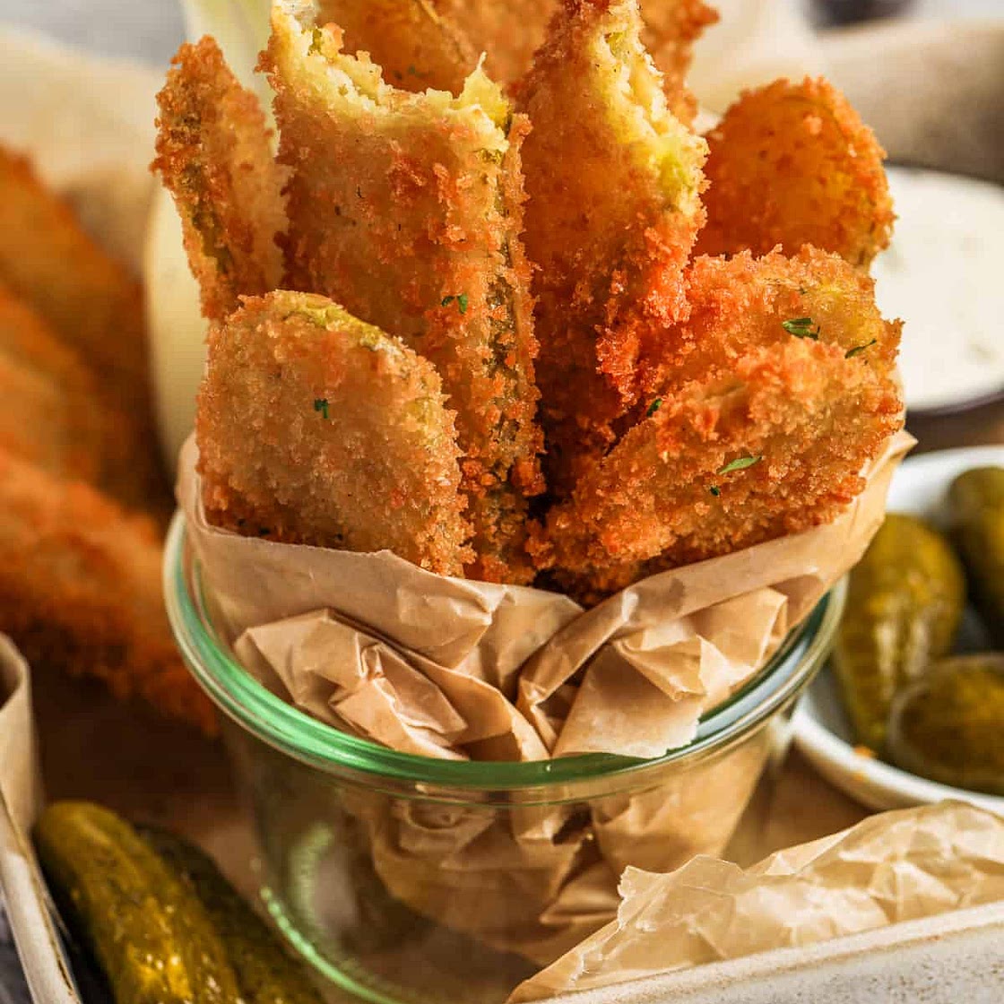 Crispy Fried Dill Pickles