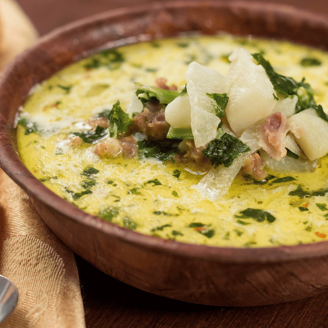 Delicious Dairy-Free Creamy Zuppa Toscana (Paleo)