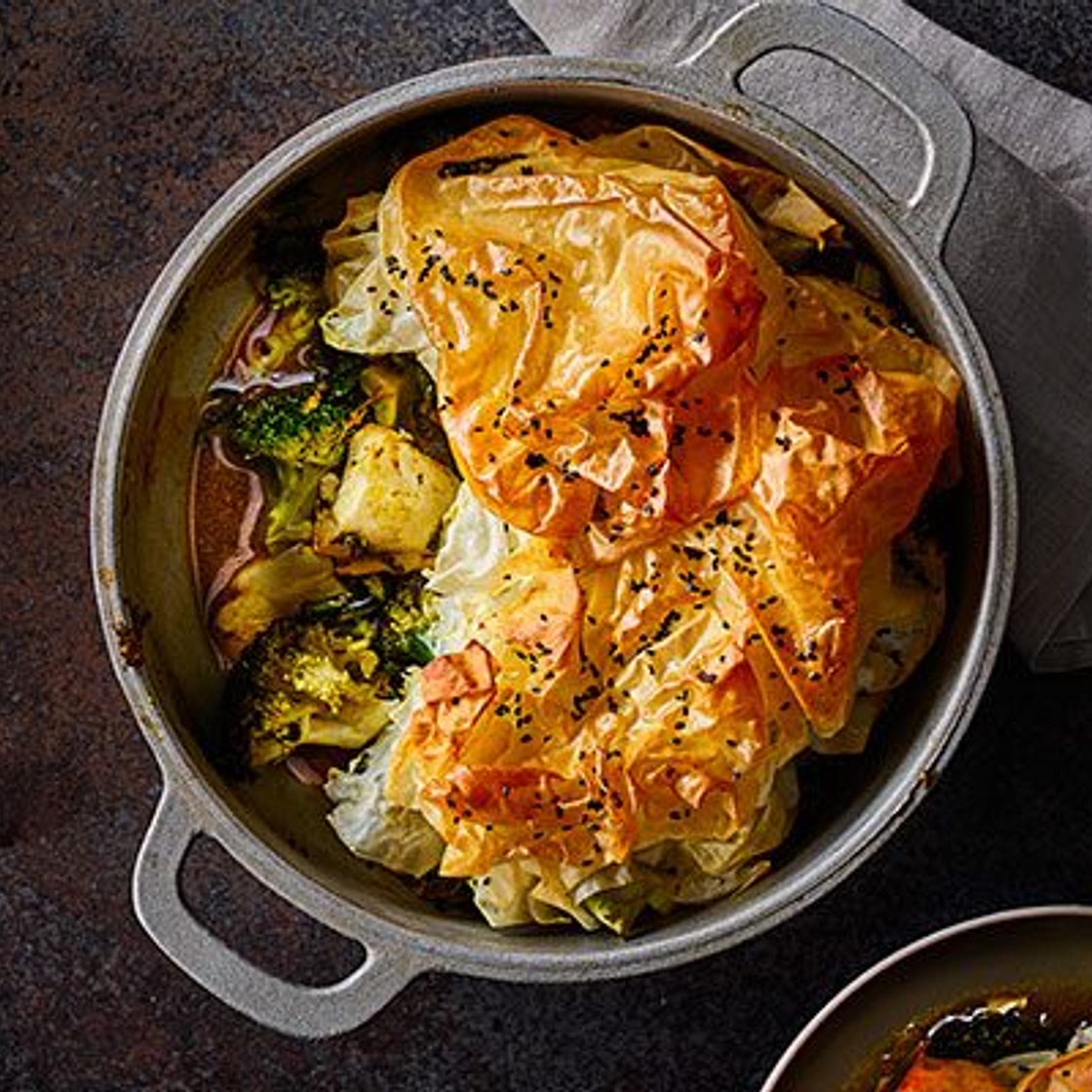Curried chicken pie