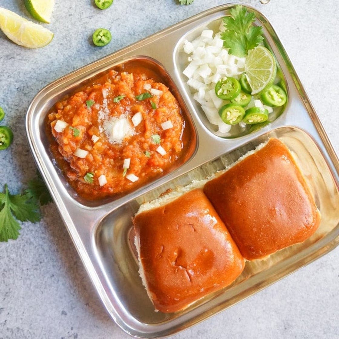 Mumbai Pav Bhaji Recipe (One-pot)
