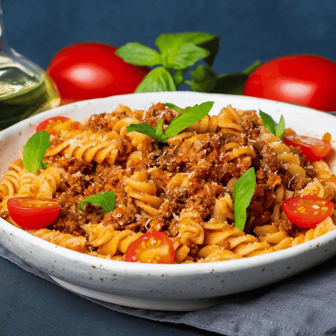 Hearty Minced Beef With Tomatoes and Fusilli