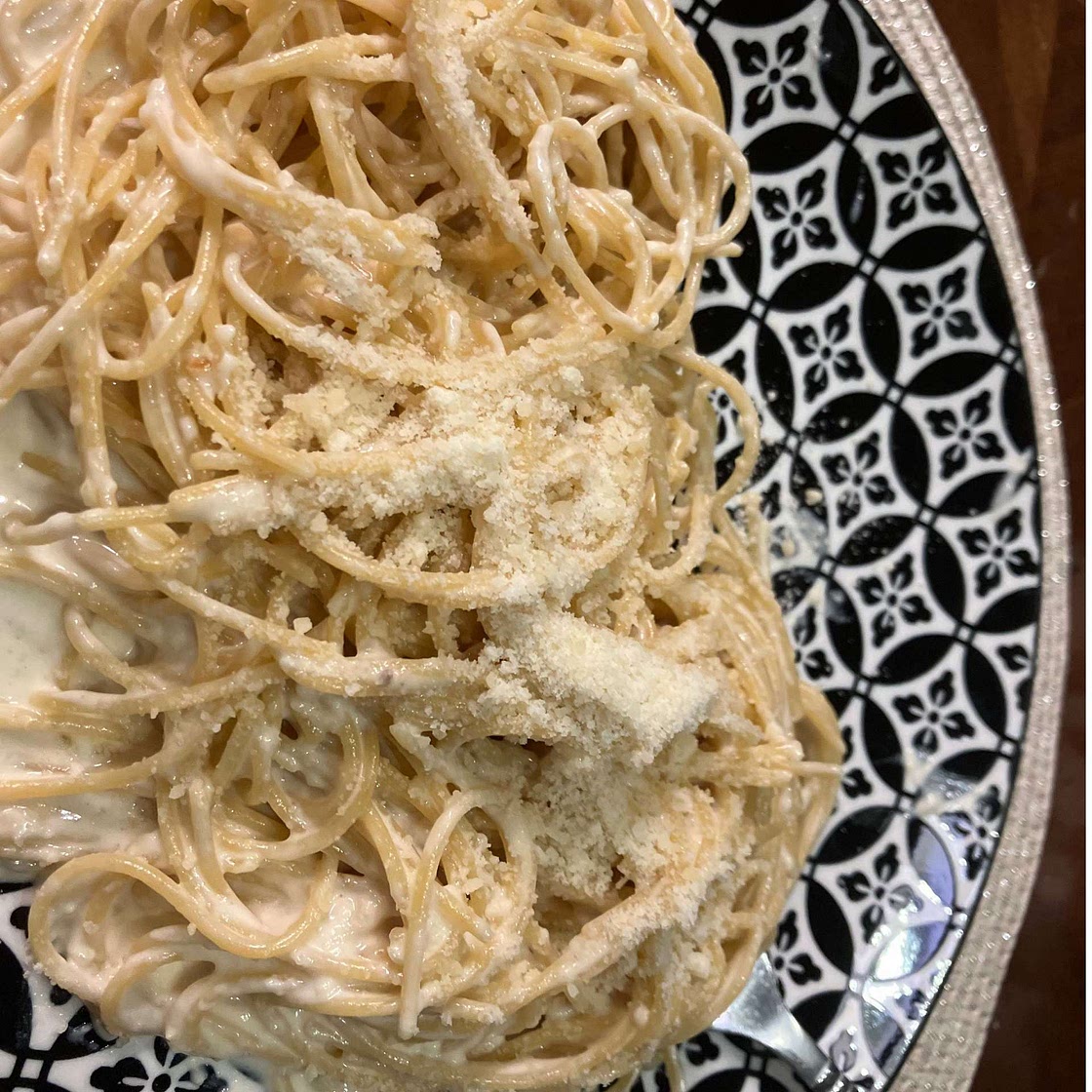 15 Minute Parmesan Garlic Cream Sauce