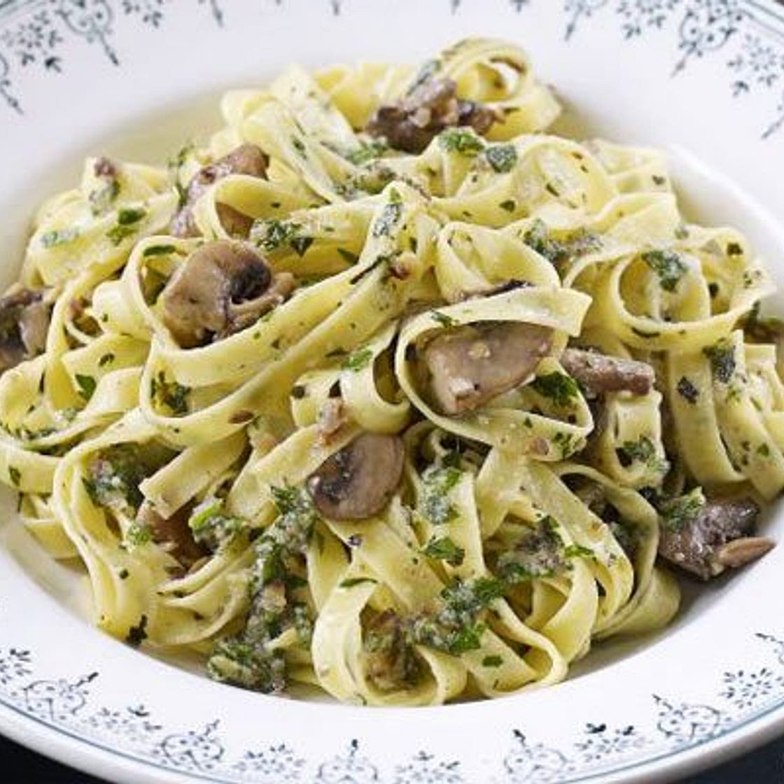 Roasted chestnut & herb pesto pasta with mushrooms