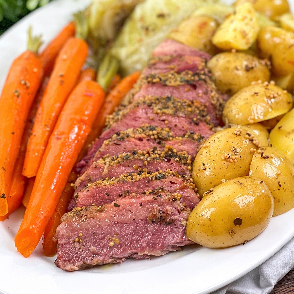 Instant Pot Corned Beef and Cabbage Recipe