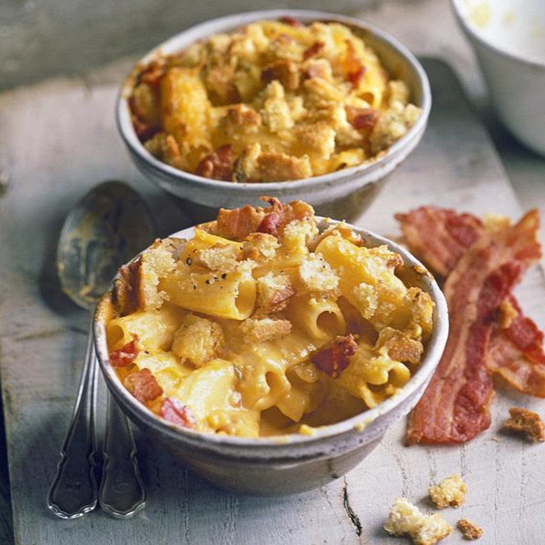 Mac 'n’ cheese with bacon