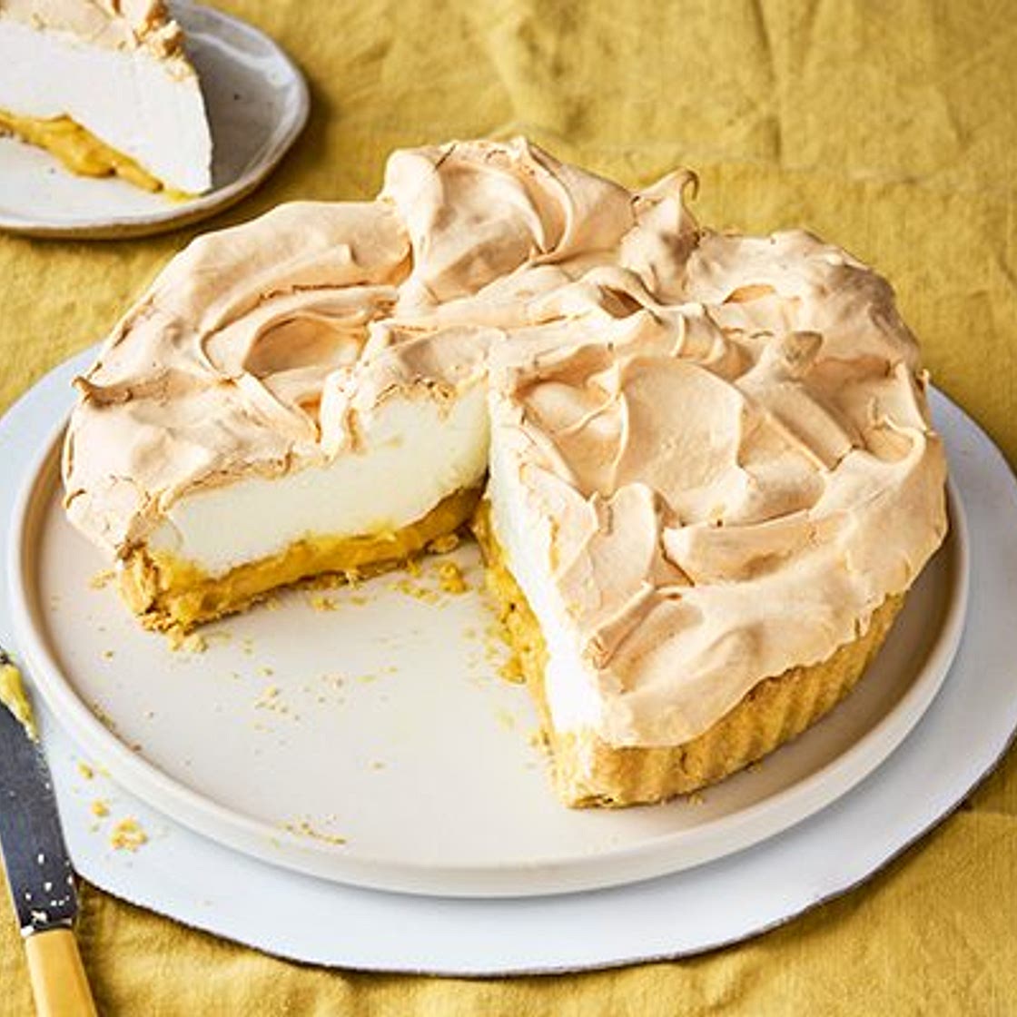 Ultimate lemon meringue pie