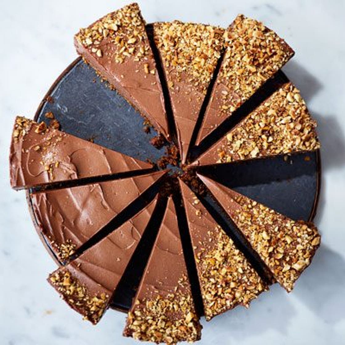Chocolate hazelnut ice cream cheesecake