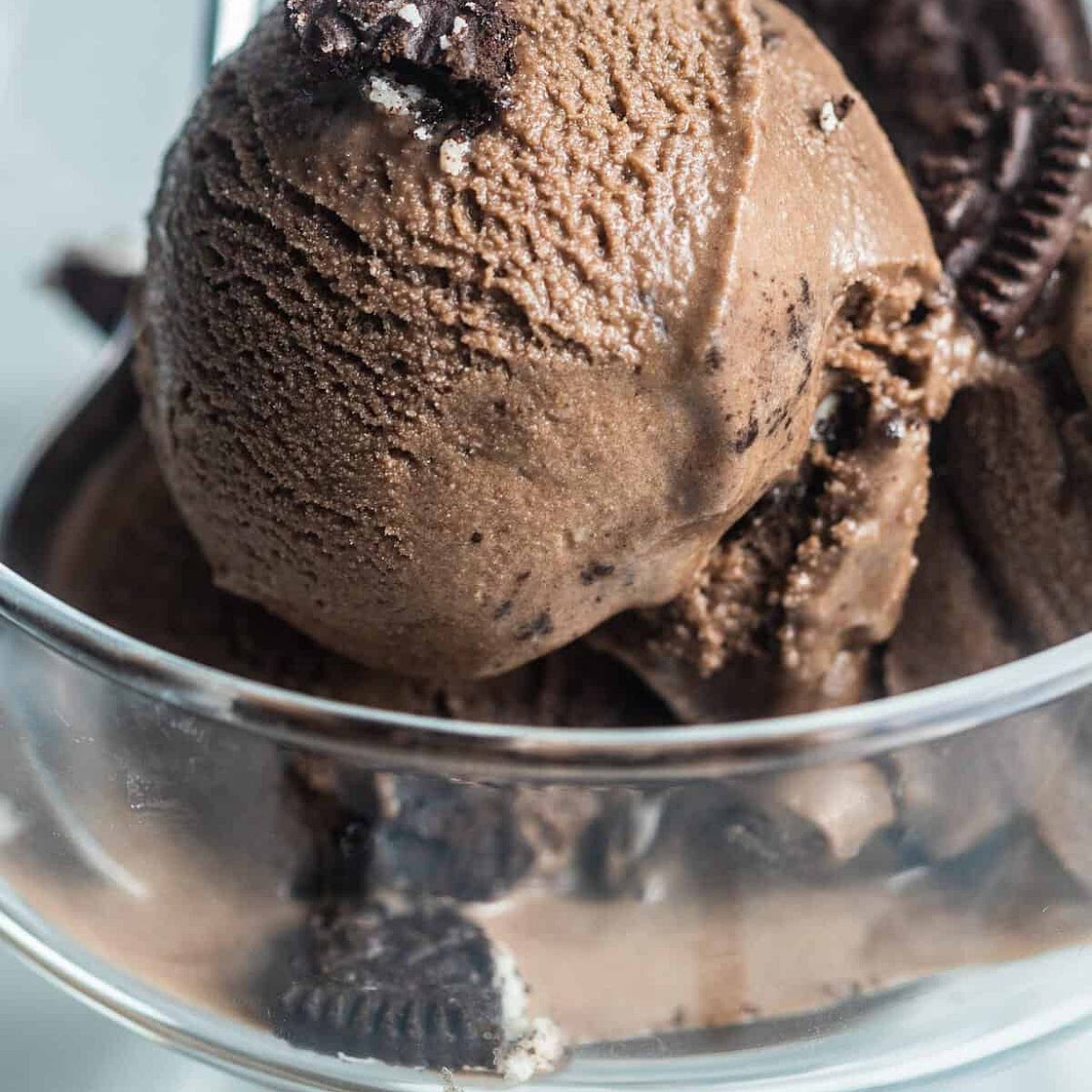 Homemade Oreo Ice Cream
