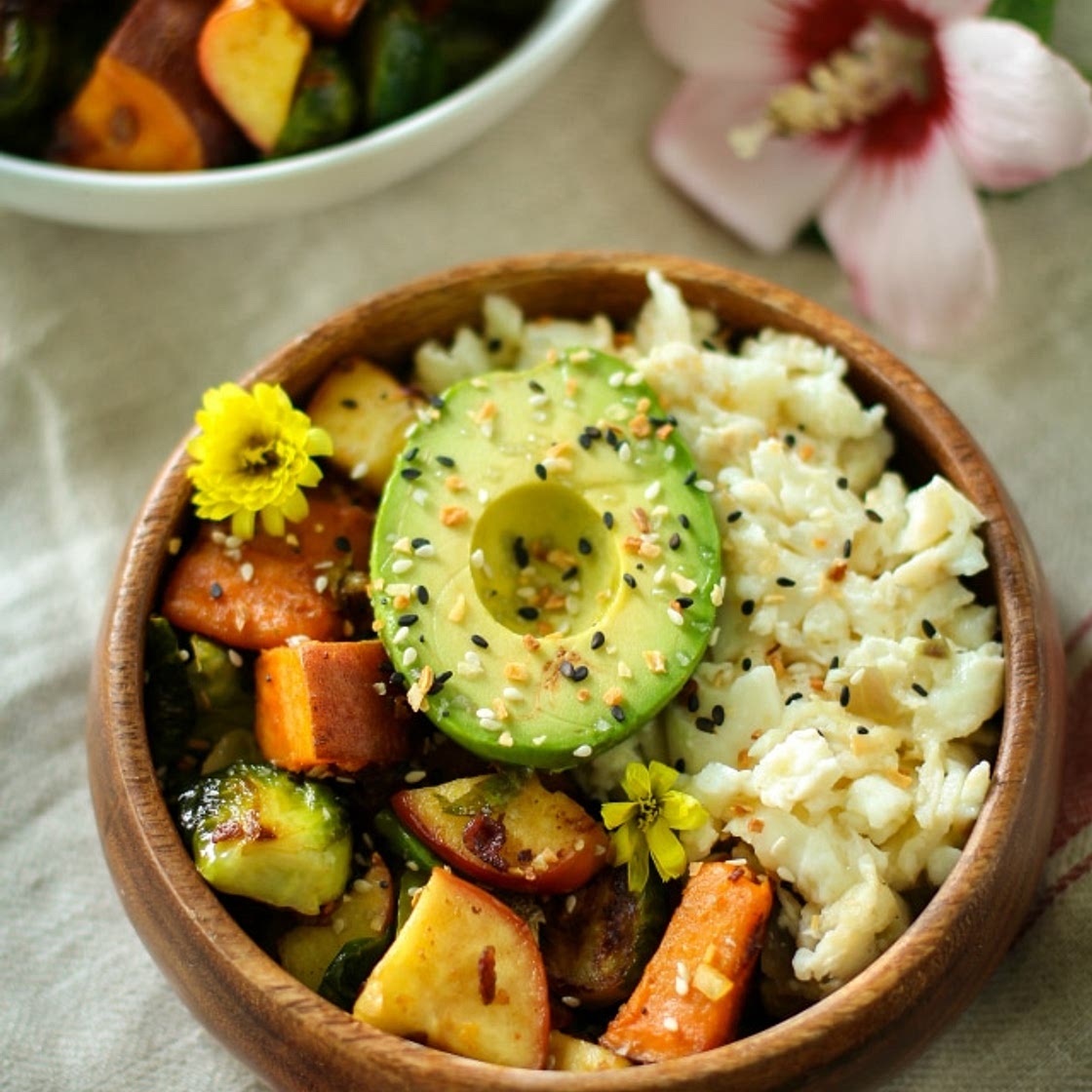 Paleo Sweet Potato Hash Breakfast Bowl (Whole30)