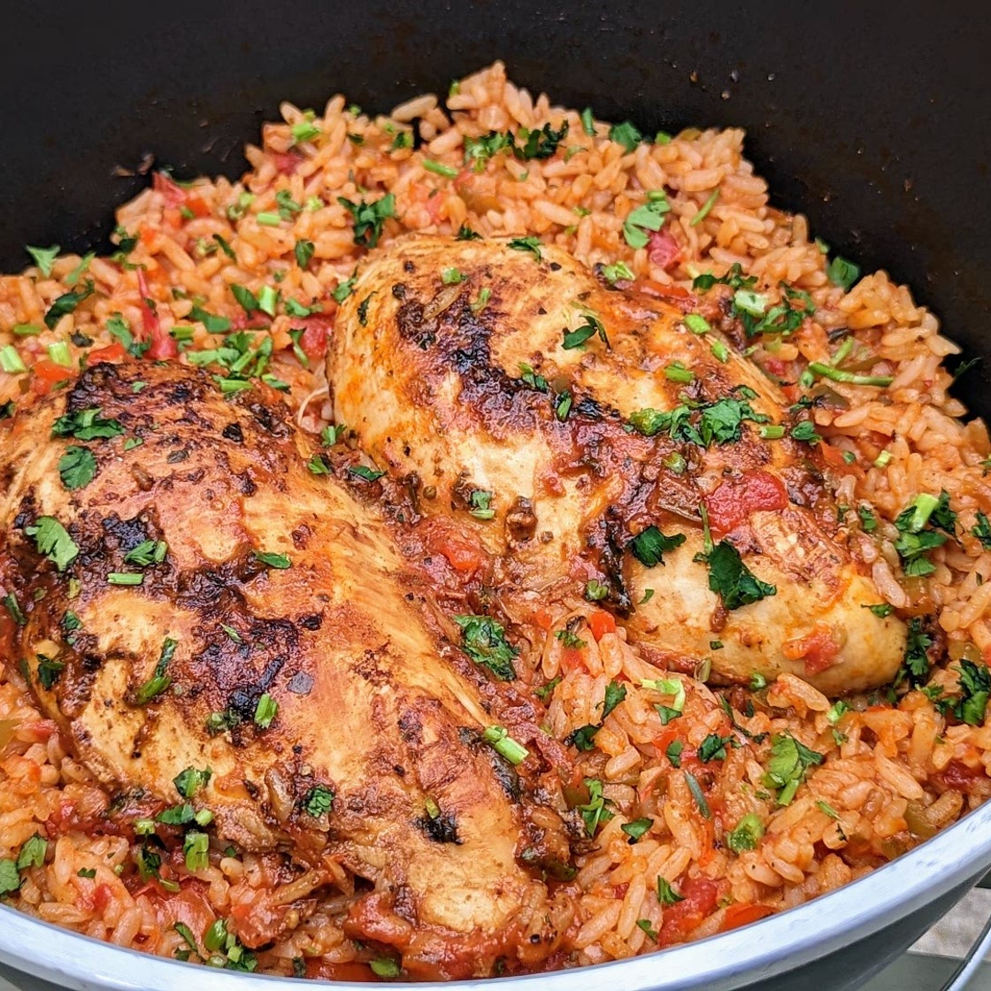 One pot Mexican chicken and rice 🇲🇽
