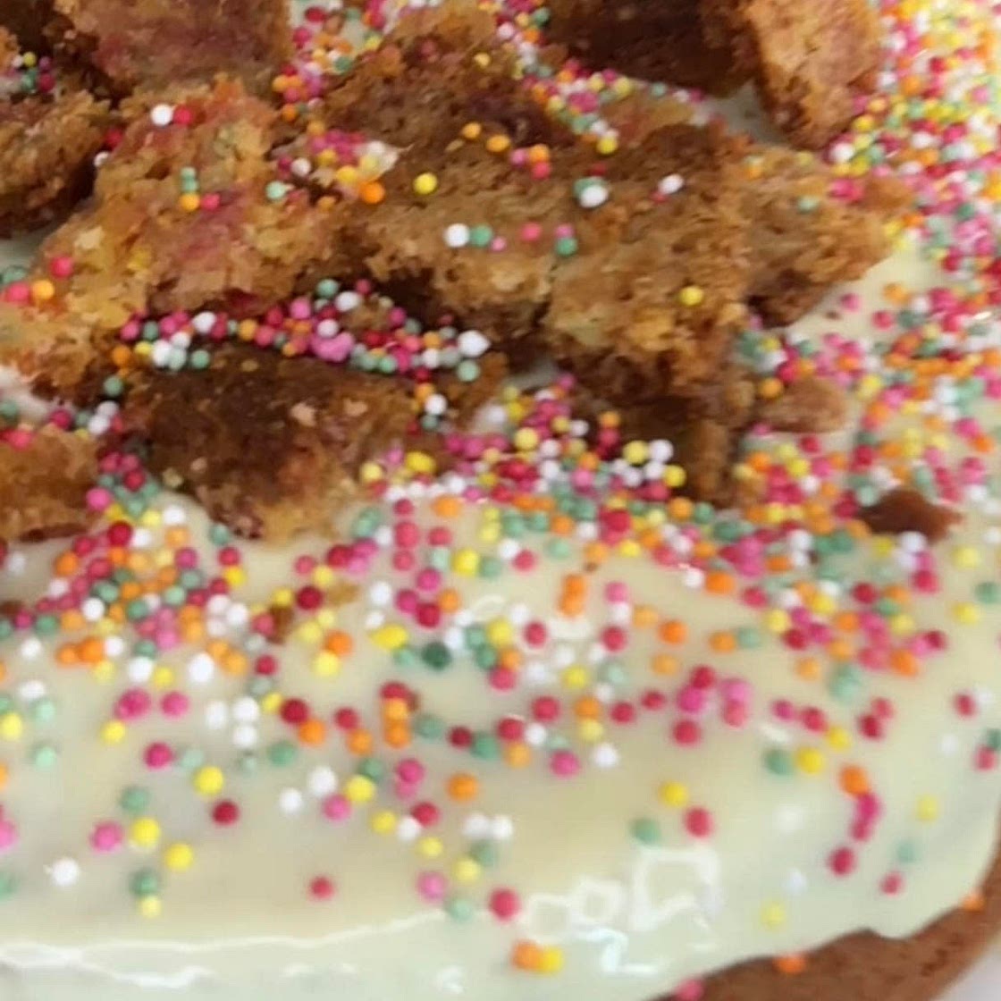 White chocolate birthday mud cake