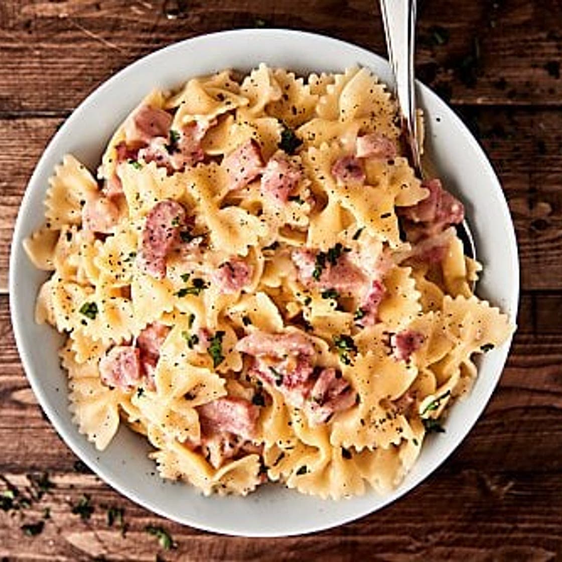 One Pot Ham and Cheese Pasta