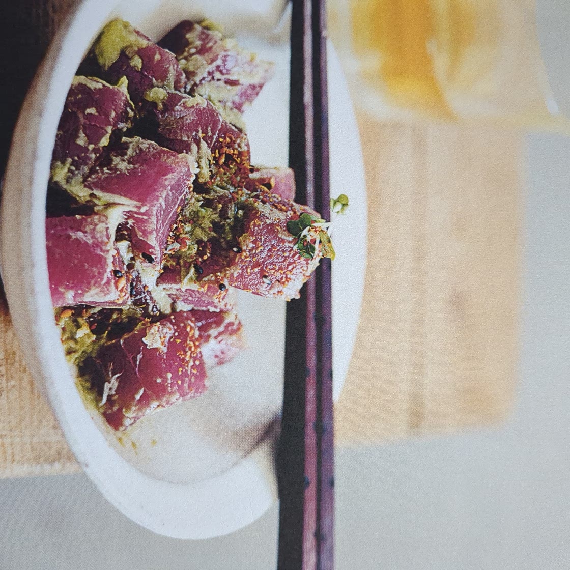 Tuna cubes with wasabi avocado dressing
