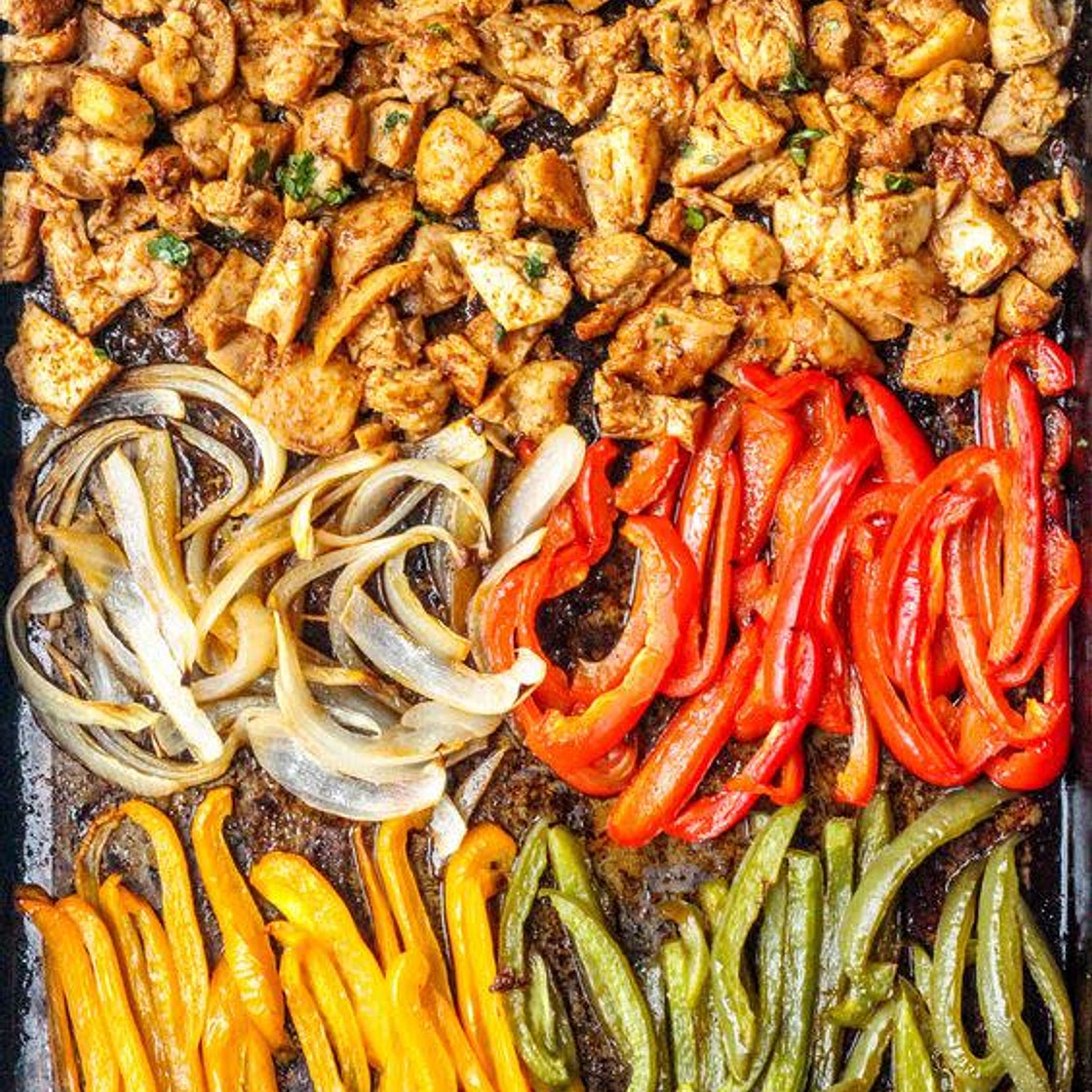 Chicken Fajitas (Sheet Pan)