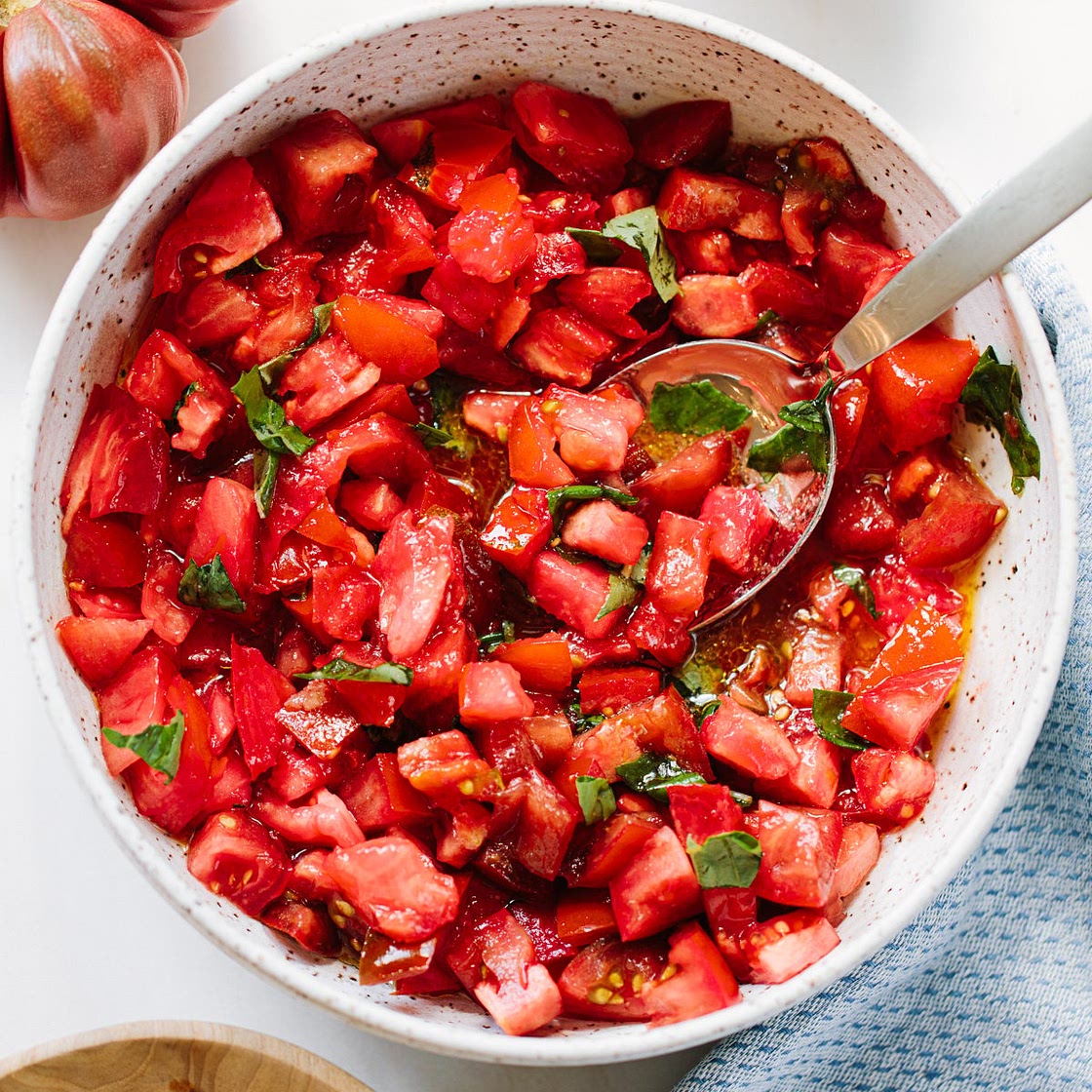 Easy Fresh Tomato Sauce