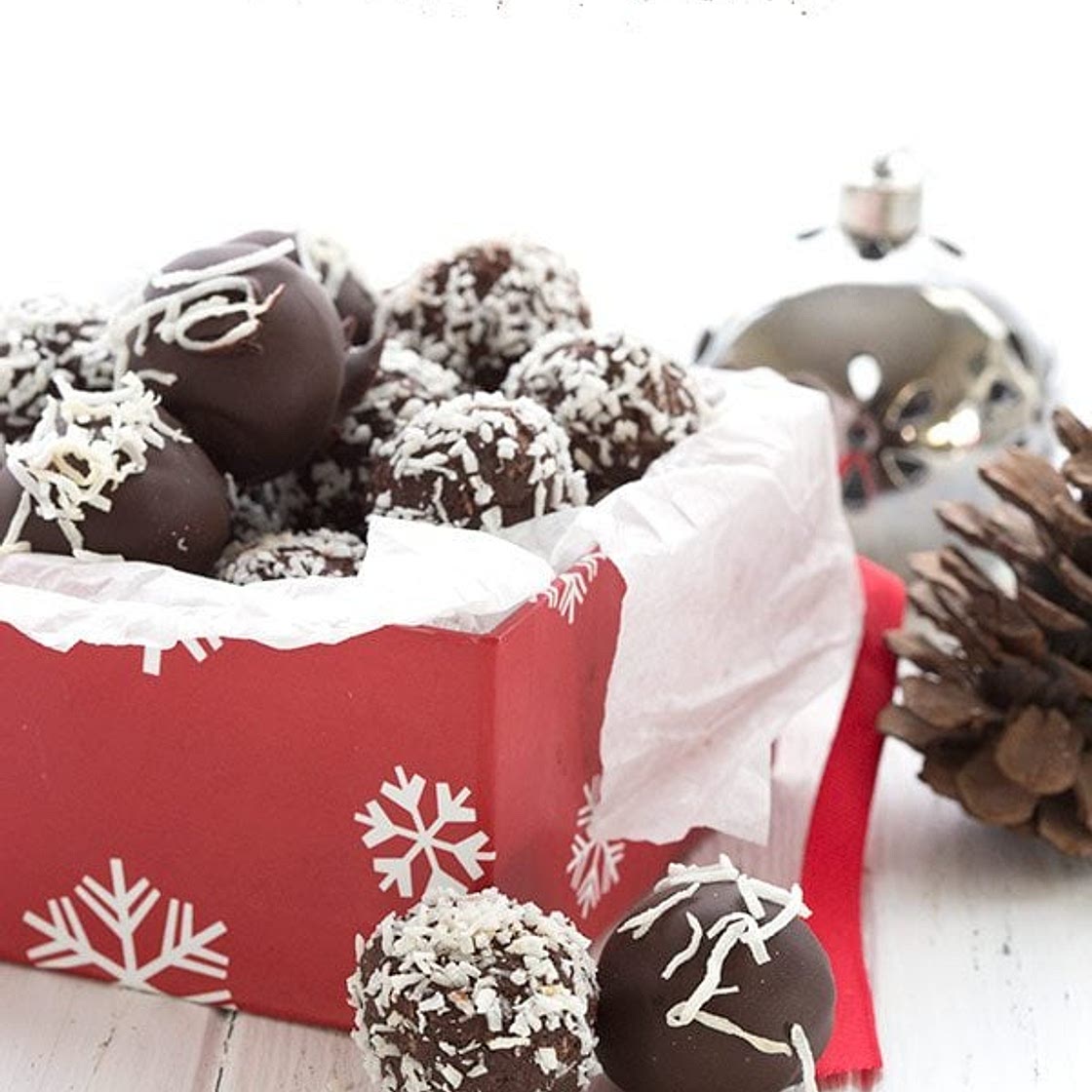 Coconut Rum Balls - Low Carb and Dairy-Free
