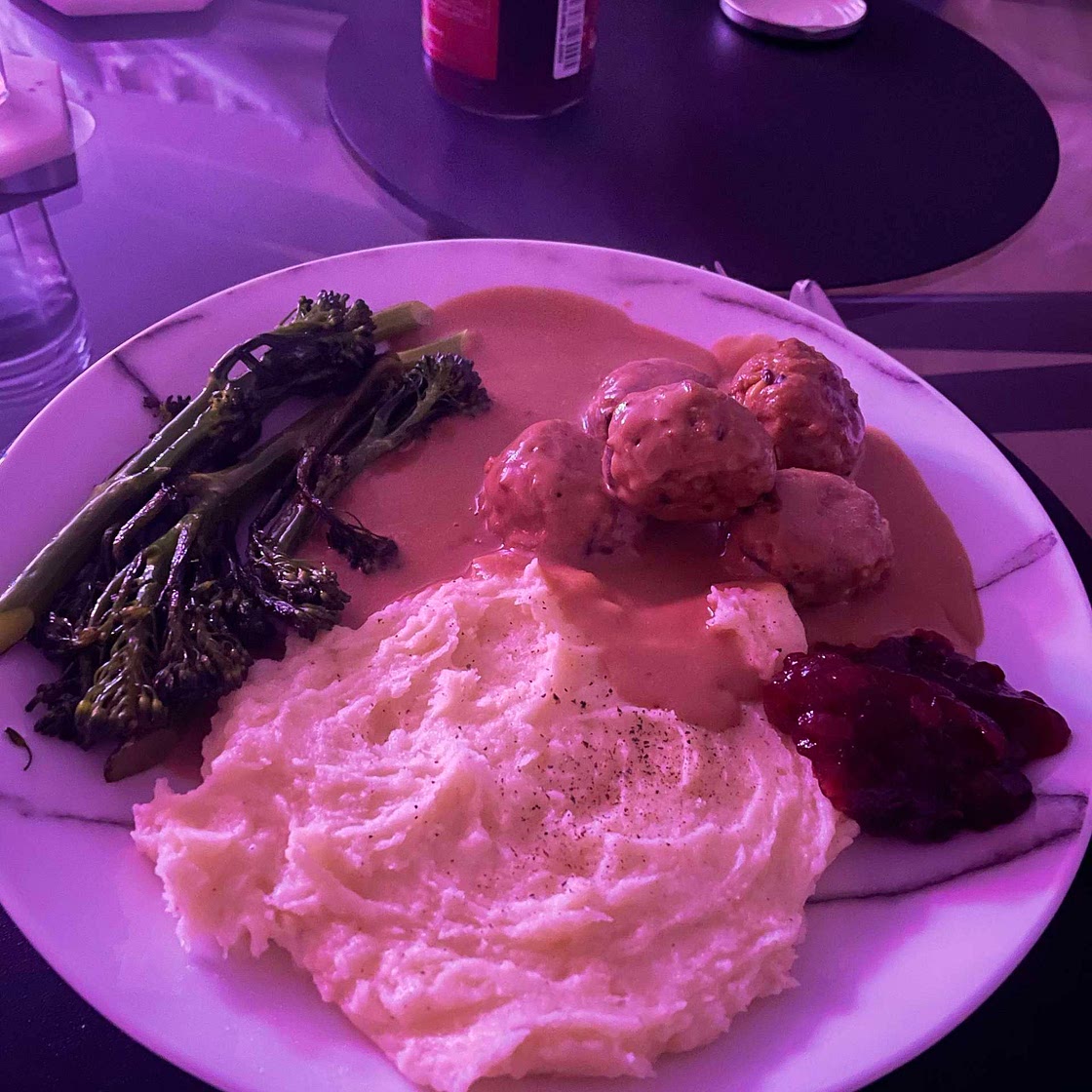 Vegetarian Swedish meatballs 