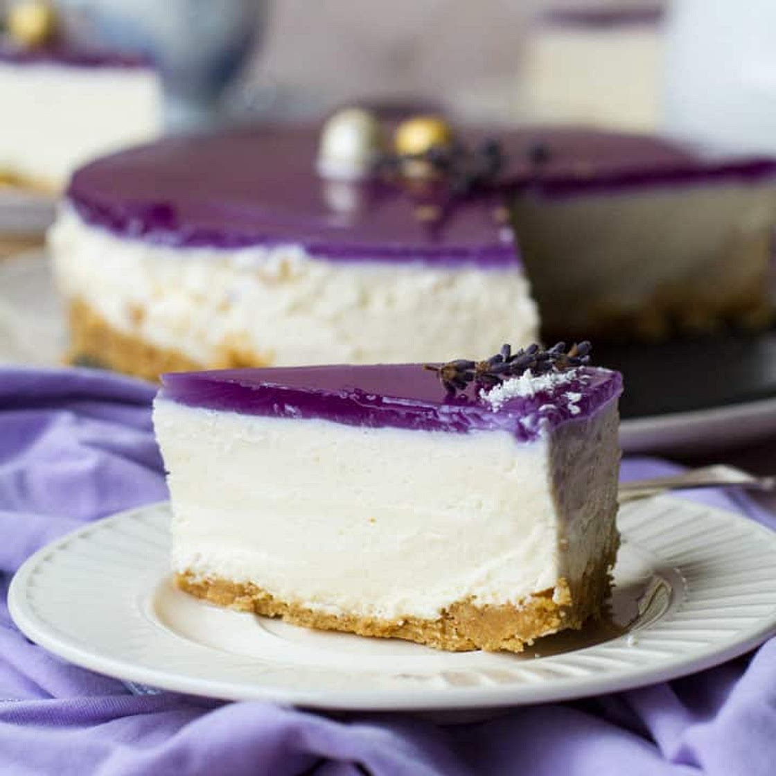 White Chocolate Cheesecake with Lemon Honey Jelly