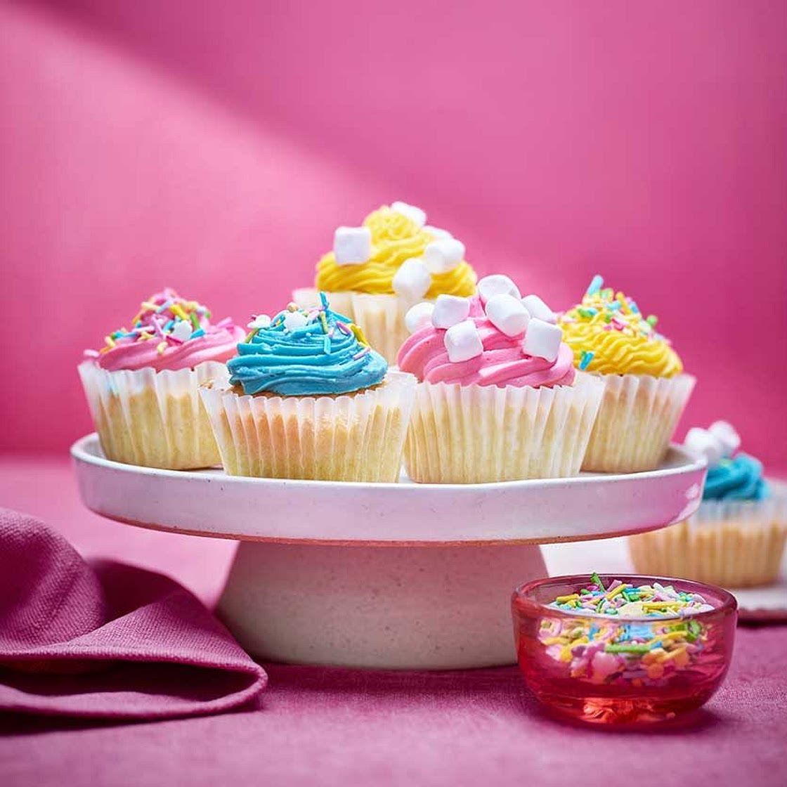 Iced fairy cakes