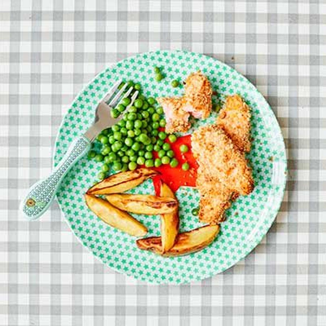 Toddler recipe: Salmon fish fingers with chunky chips