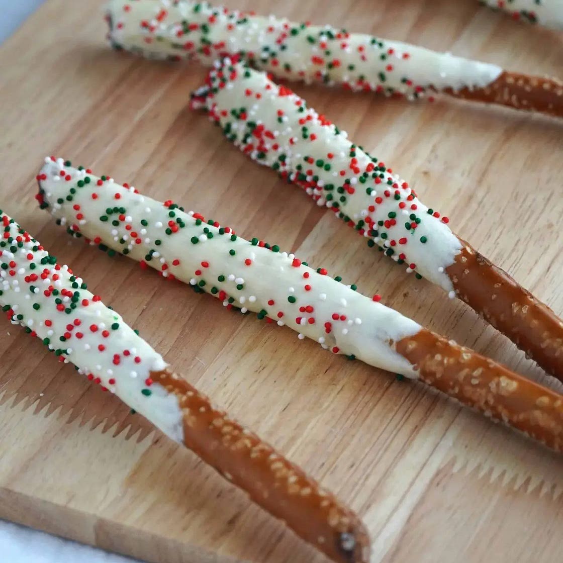 The Best White Chocolate Pretzels Recipe