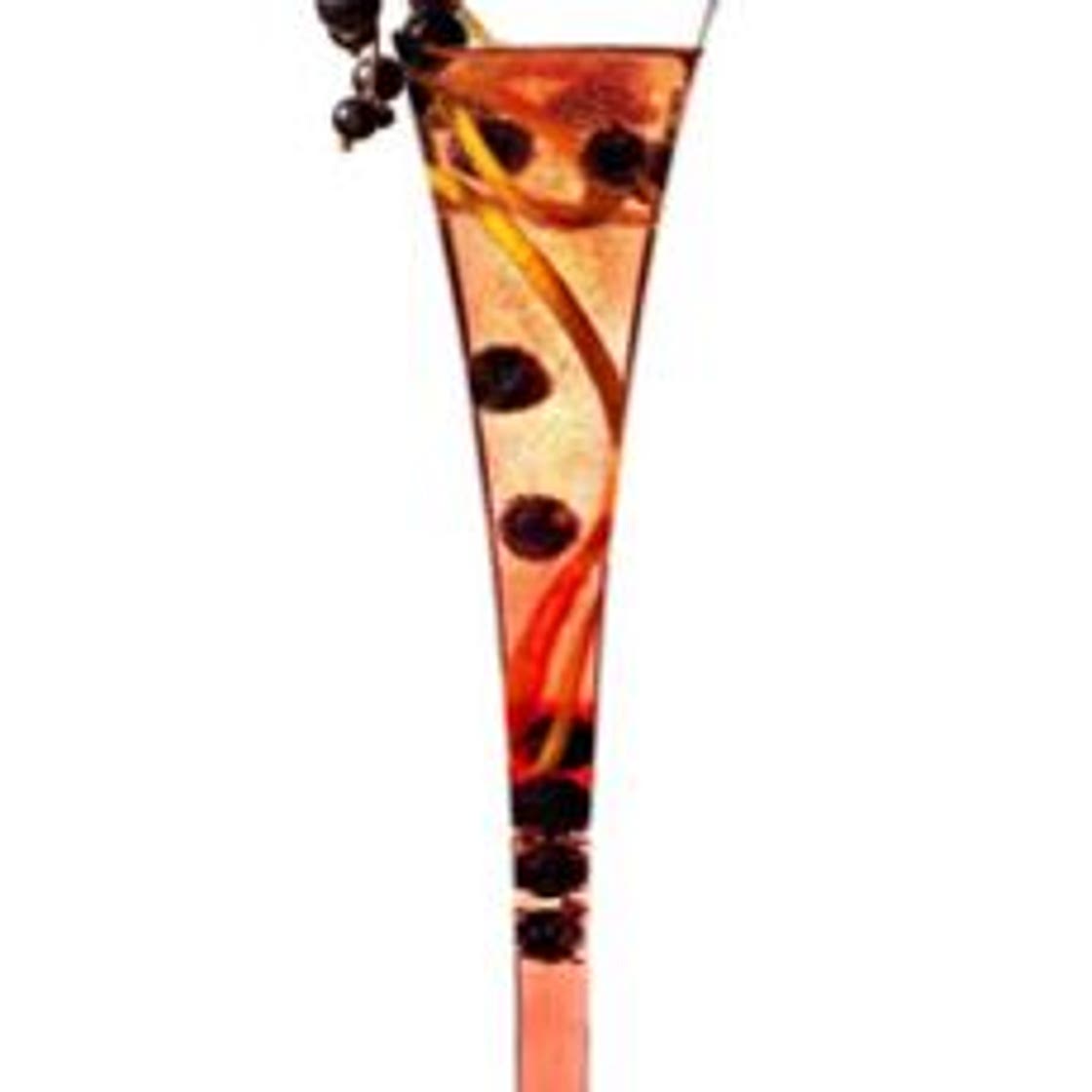 Cocktail cassis champagne et agrumes