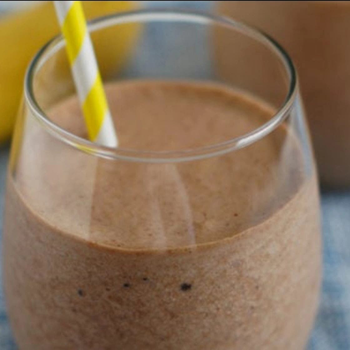 Mocha Banana Oatmeal Smoothie