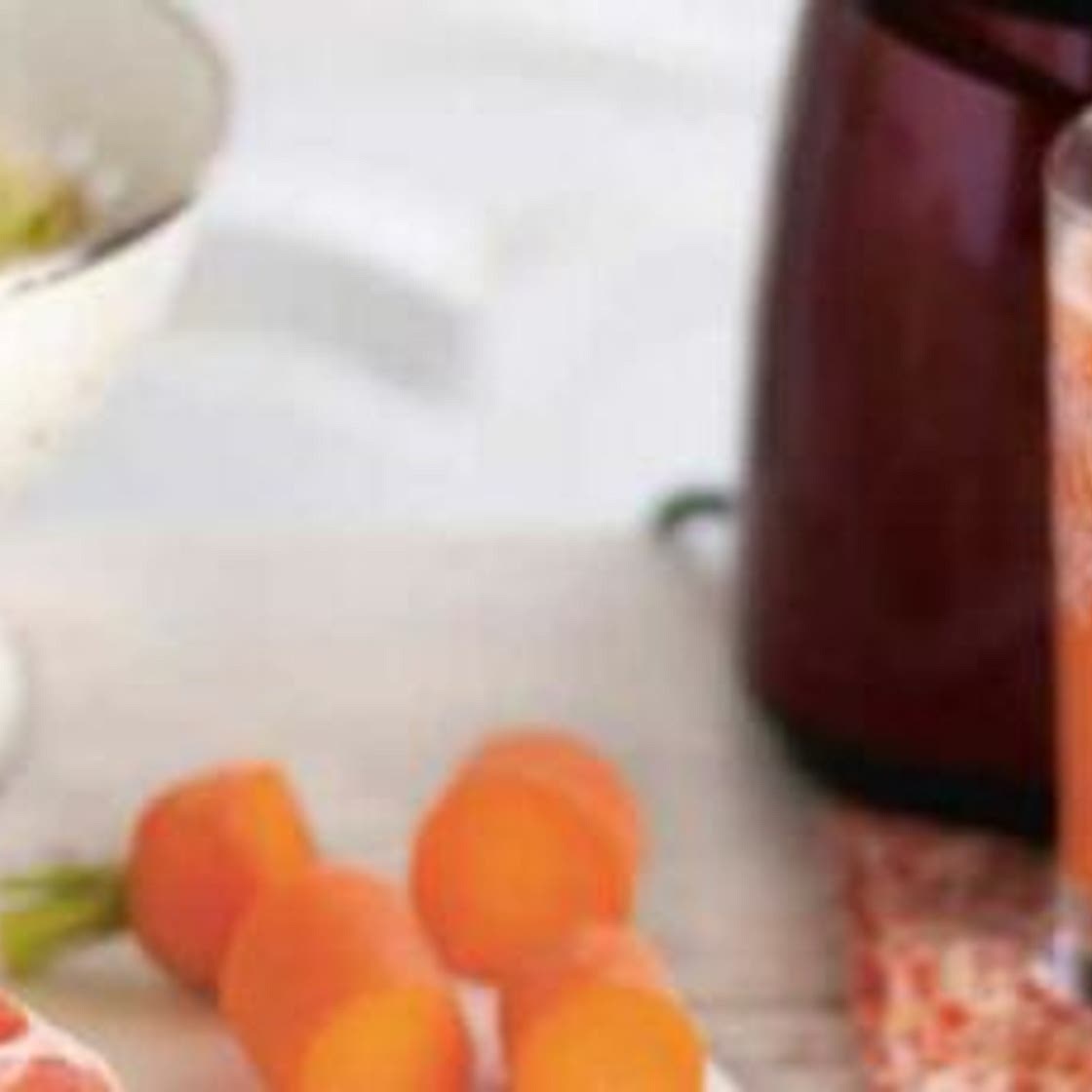 Jus frais de carotte, pomelo, fenouil et citron