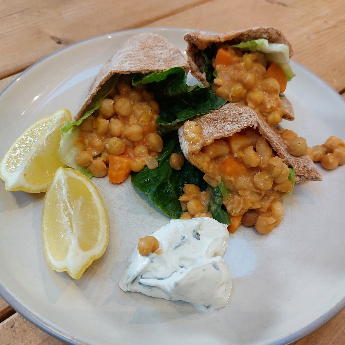 Buffalo Cauliflower Pita Pockets