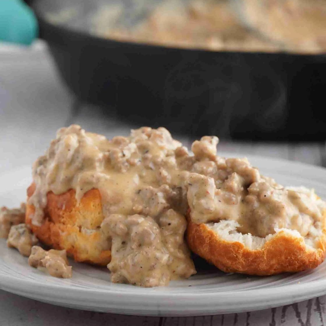 The Best Southern White Sausage Gravy Recipe Ever