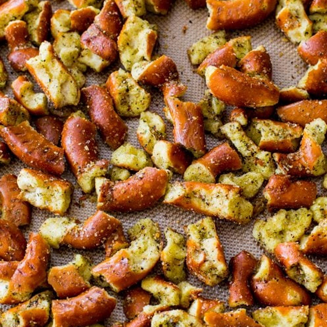 Seasoned Pretzels