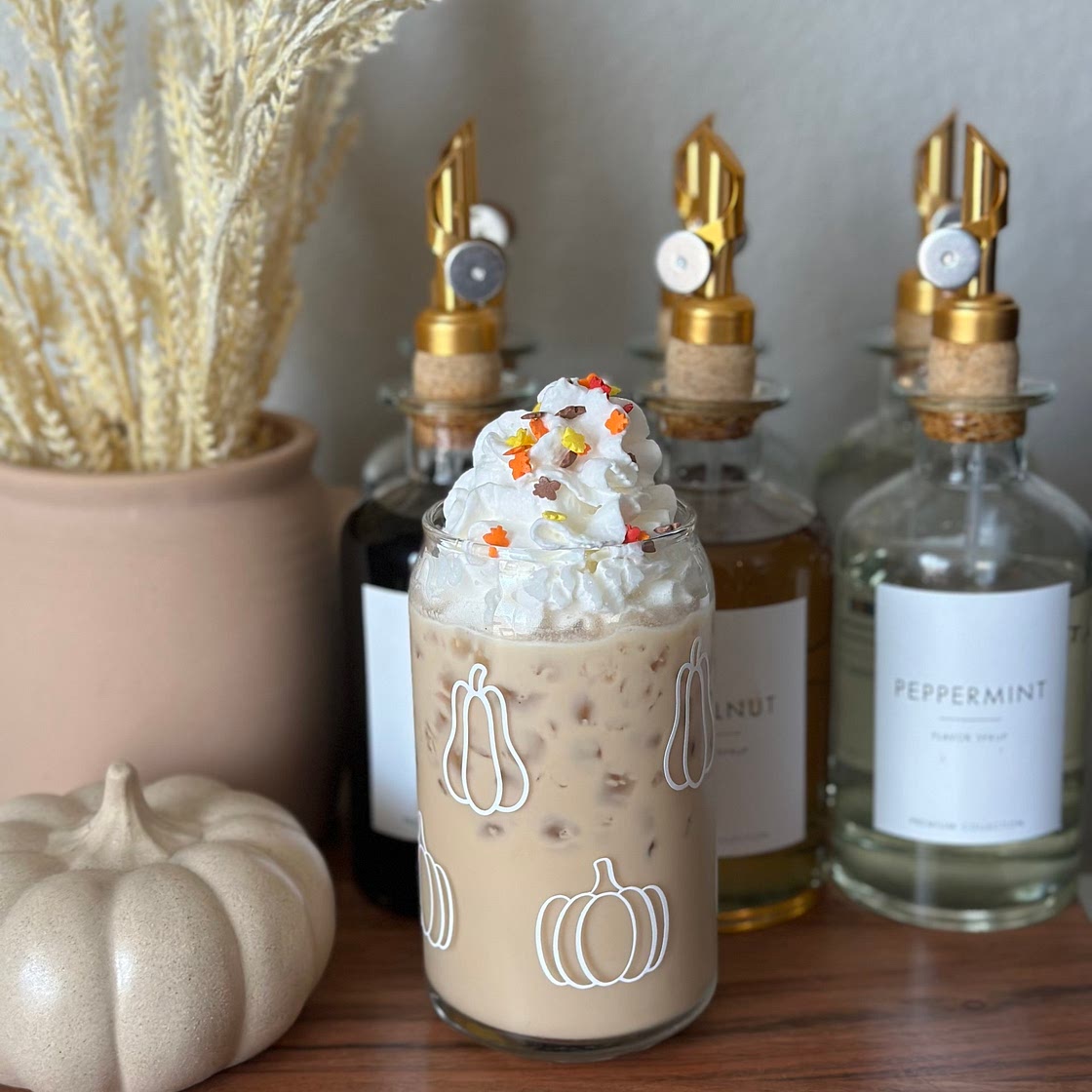 Pumpkin White Mocha (Iced)