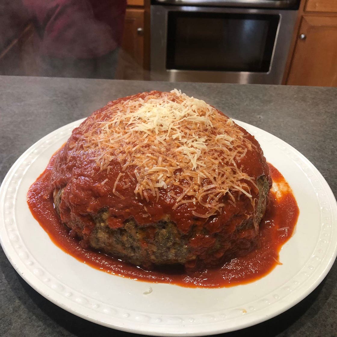 Spaghetti stuffed meatball