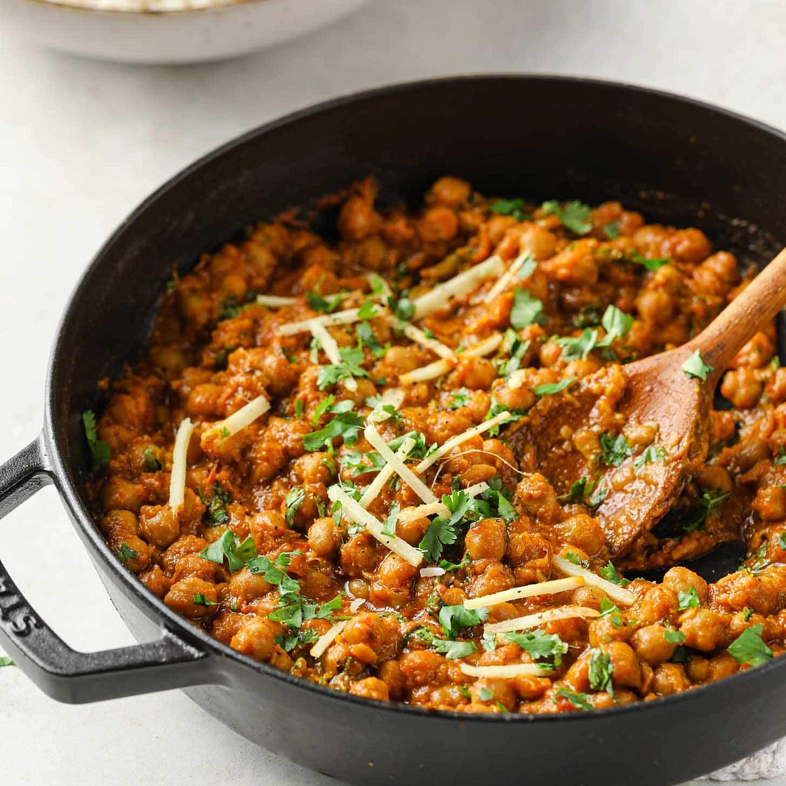 Authentic Chana Masala (Indian Chickpea Curry)