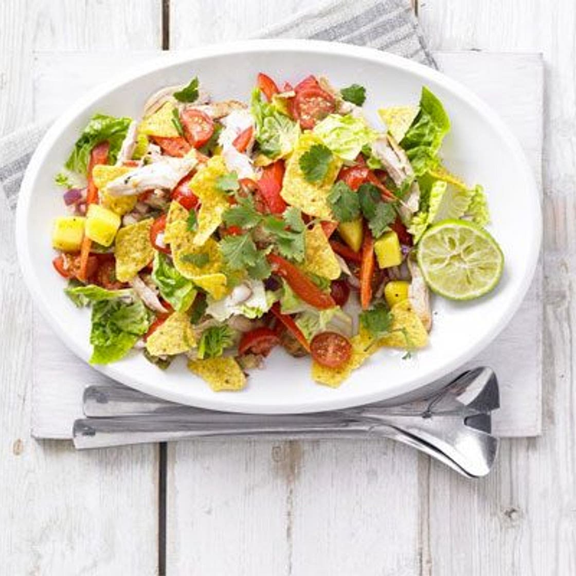 Spicy chicken, mango & jalapeño salad