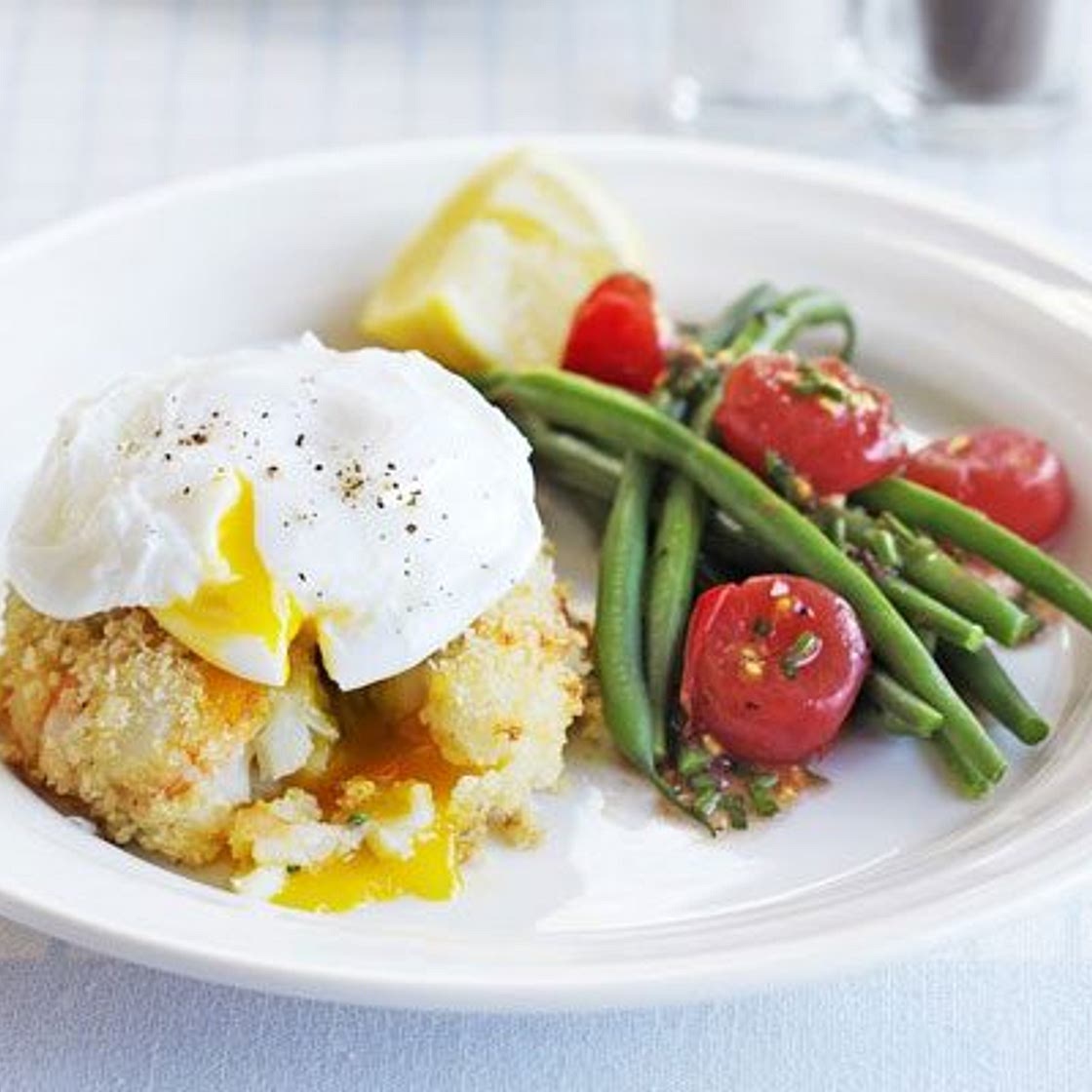 Prawn & cod cakes