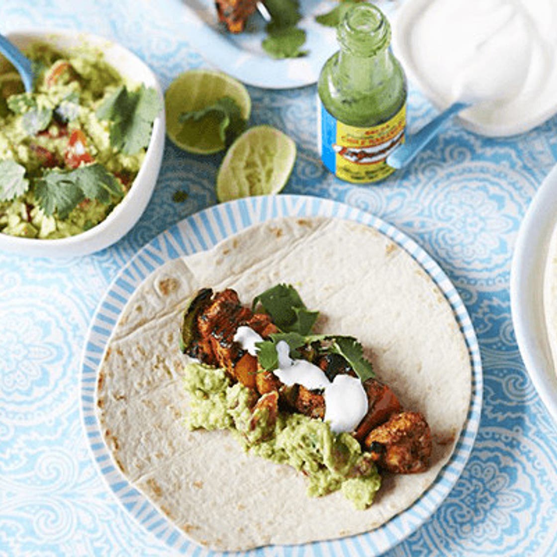 Barbecued chicken fajita skewers