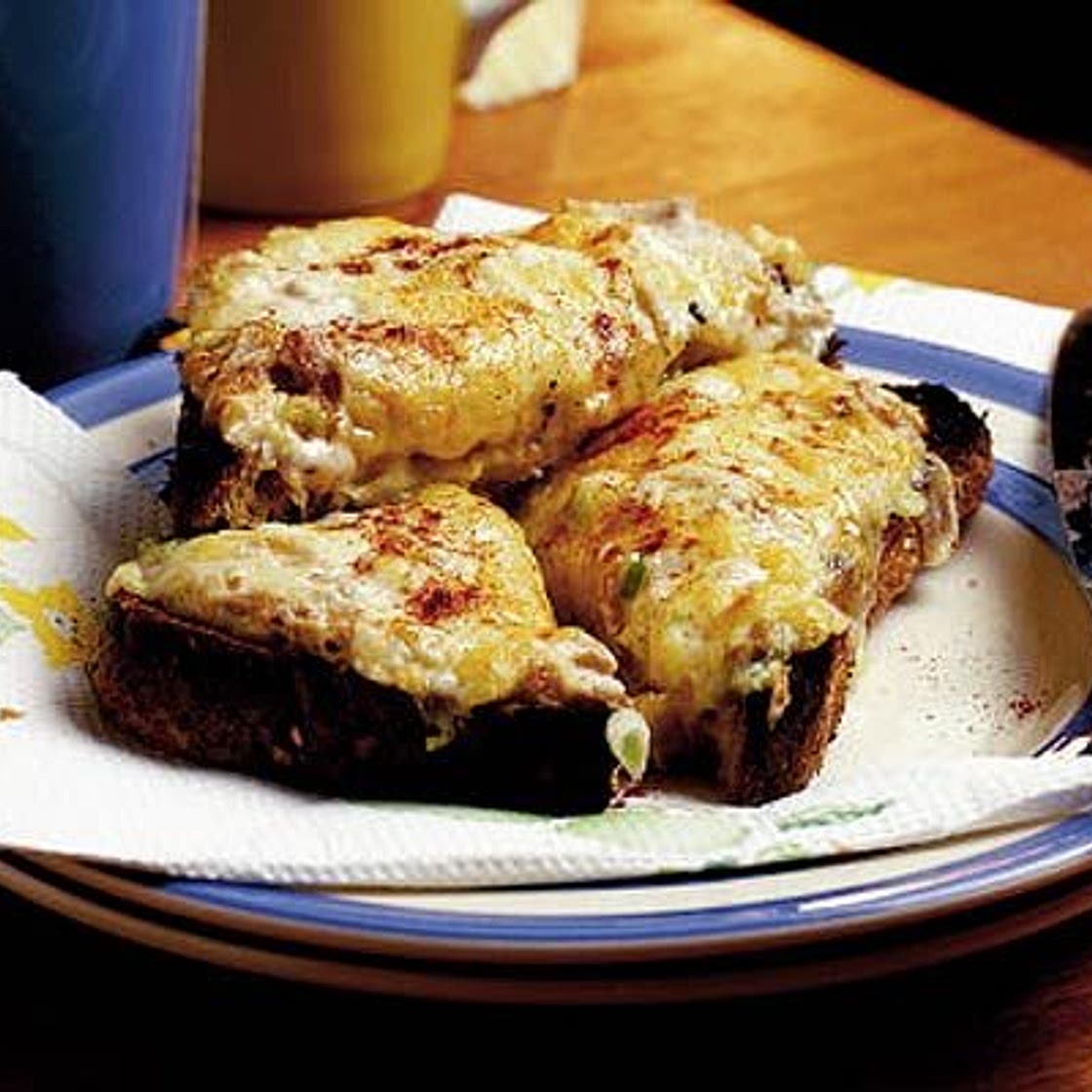 Cheesy tuna melts