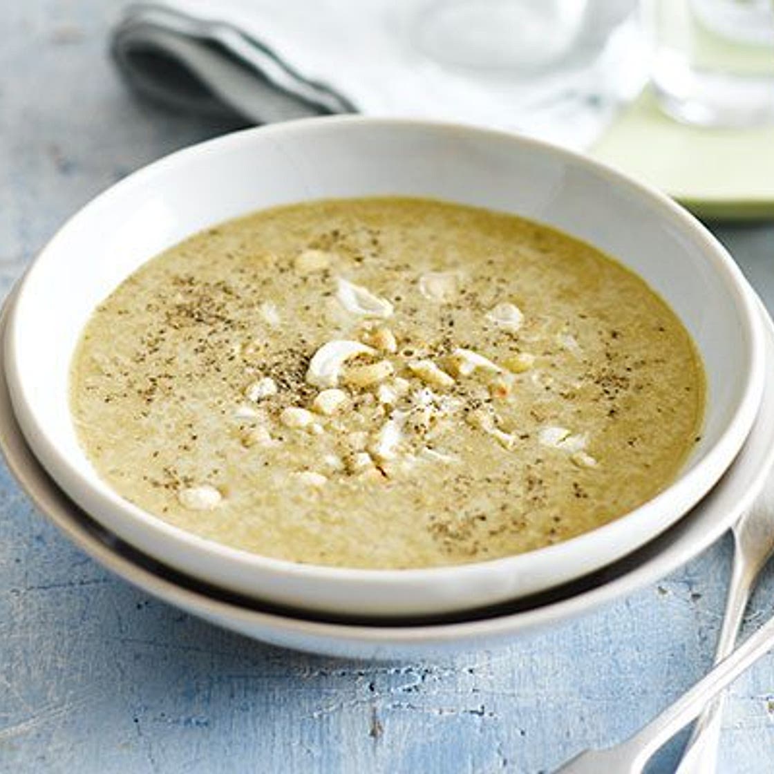 Turmeric smoothie bowl