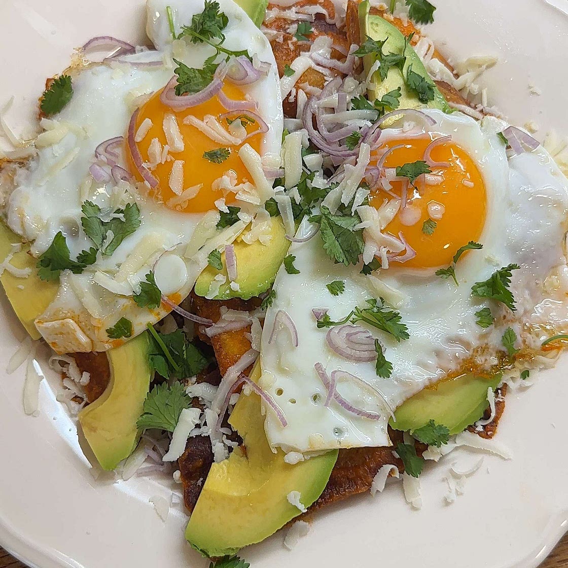 Chilaquiles Rojos 