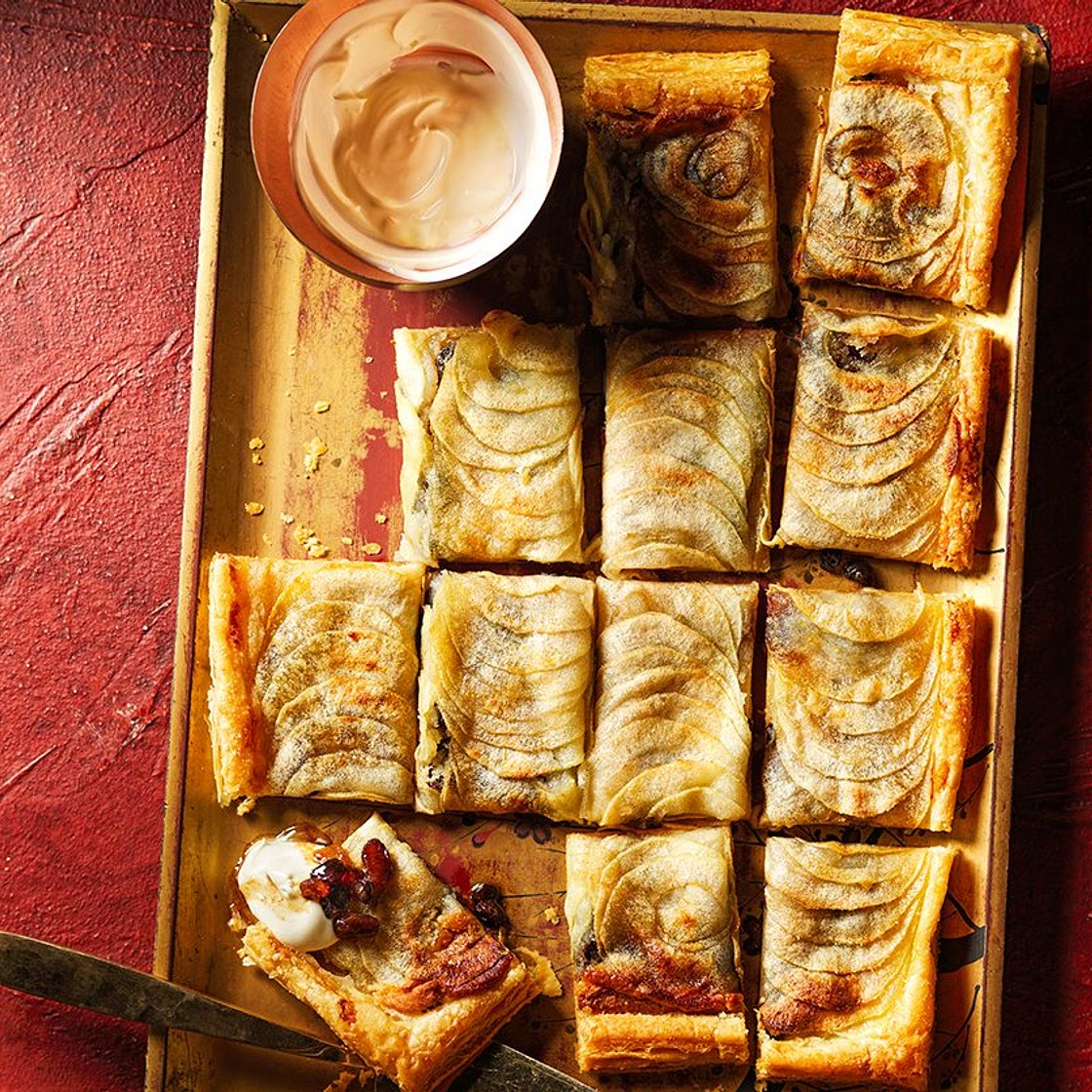 Mincemeat, marzipan & apple tarte fine