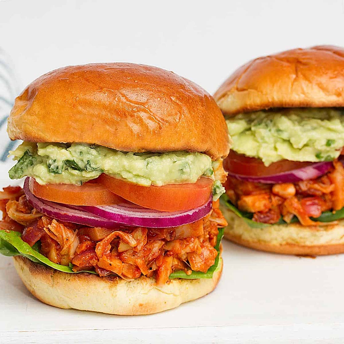 Jackfruit Burger With Guacamole